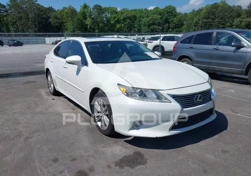 2015 Lexus ES350 фото