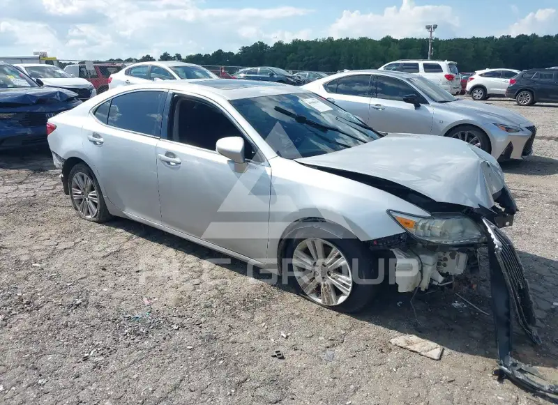 2015 Lexus ES350 photo