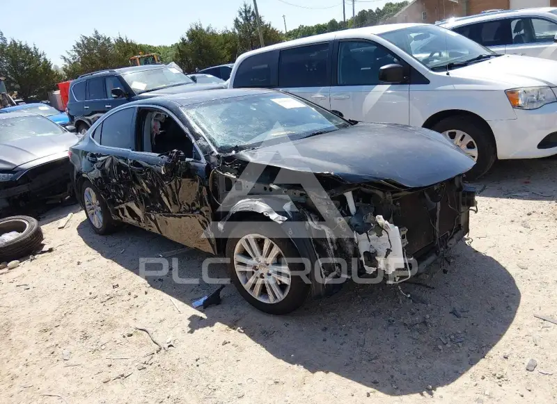 2015 Lexus ES350 фото