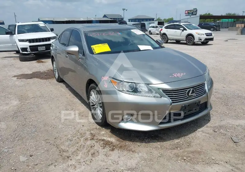 2015 Lexus ES350 фото