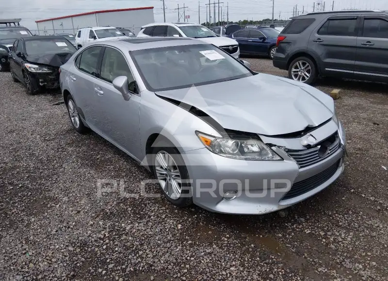 2015 Lexus ES350 фото