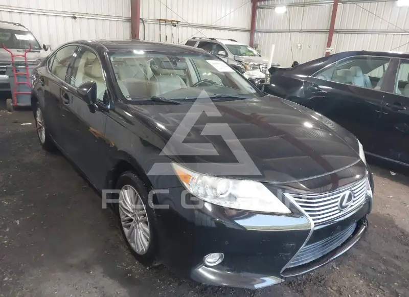 2015 Lexus ES350 фото