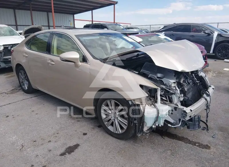 2015 Lexus ES350 photo