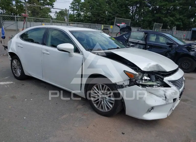 2015 Lexus ES350 фото