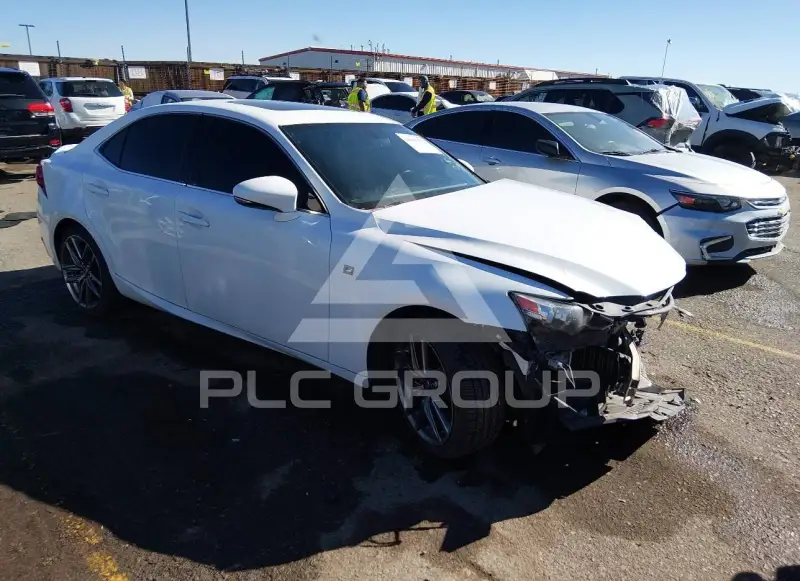 2015 Lexus IS350 photo