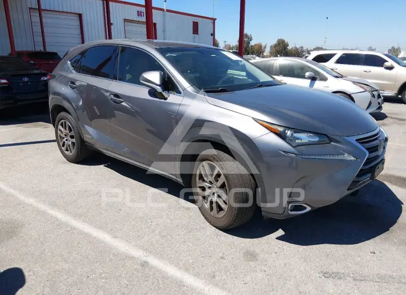 2015 Lexus NX300 photo