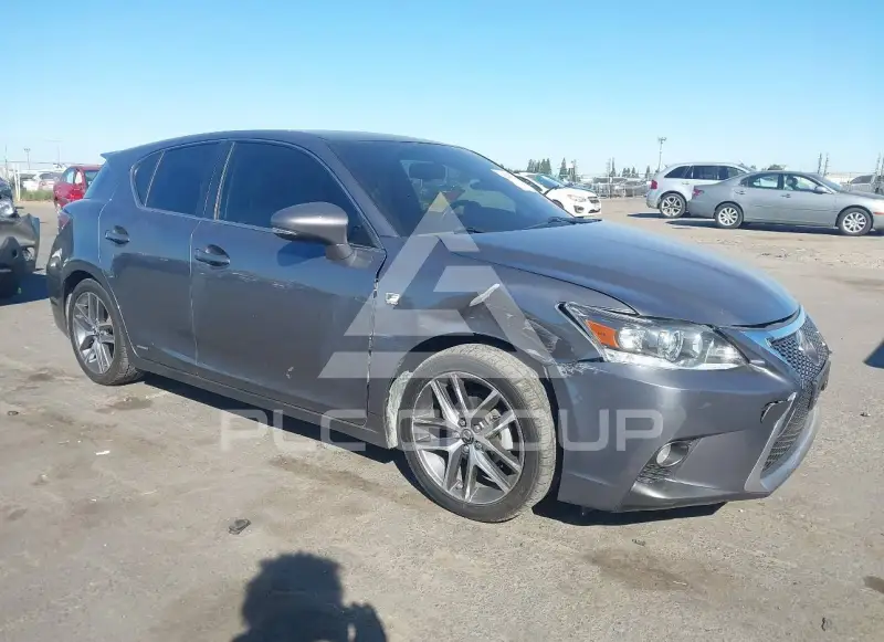 2015 Lexus CT200 photo