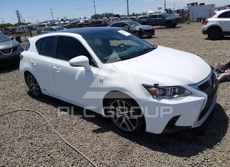 2015 Lexus CT200 photo