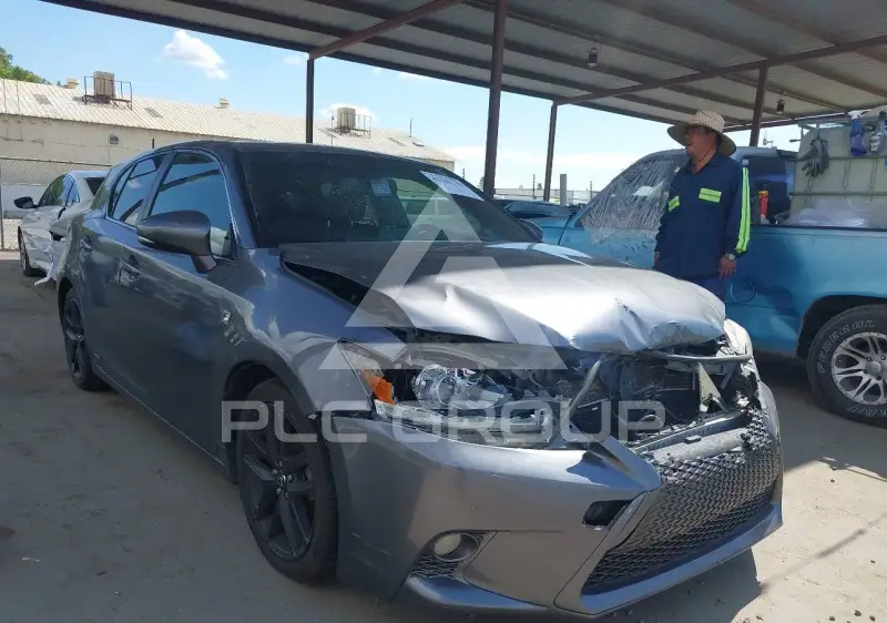 2015 Lexus CT200 photo