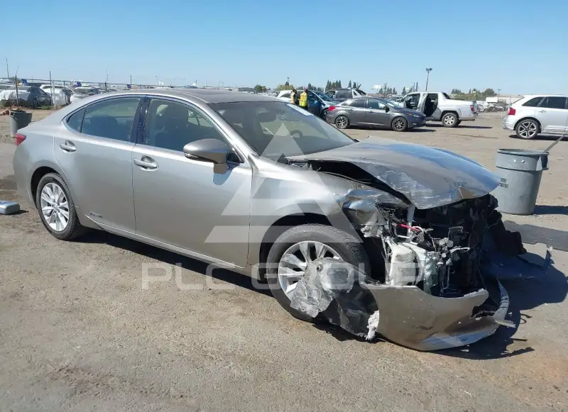 2015 Lexus ES300 photo