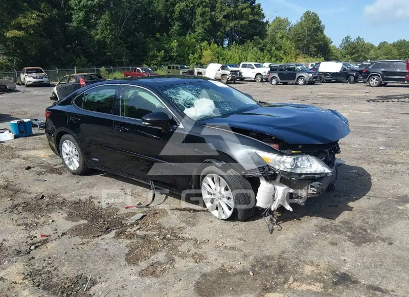 2015 Lexus ES300 photo