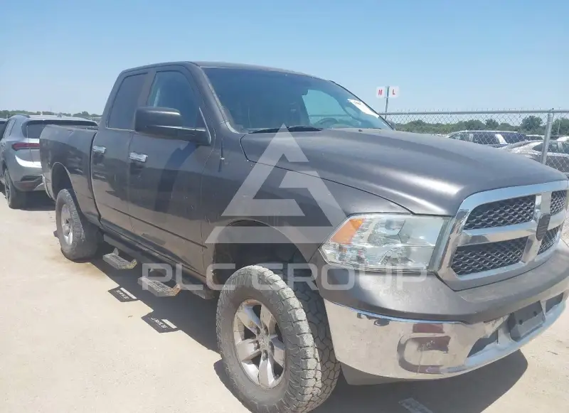 2015 RAM 1500 photo