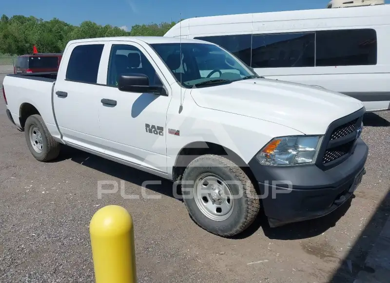 2015 RAM 1500 фото