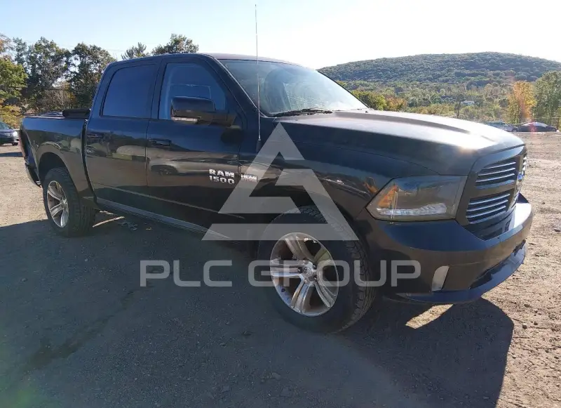 2015 RAM 1500 photo