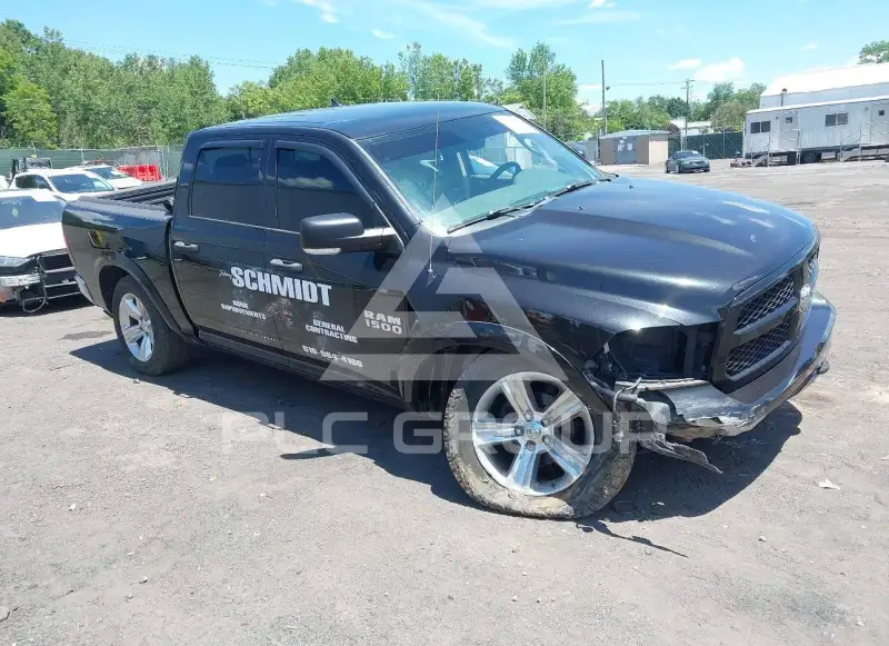 2015 RAM 1500 фото