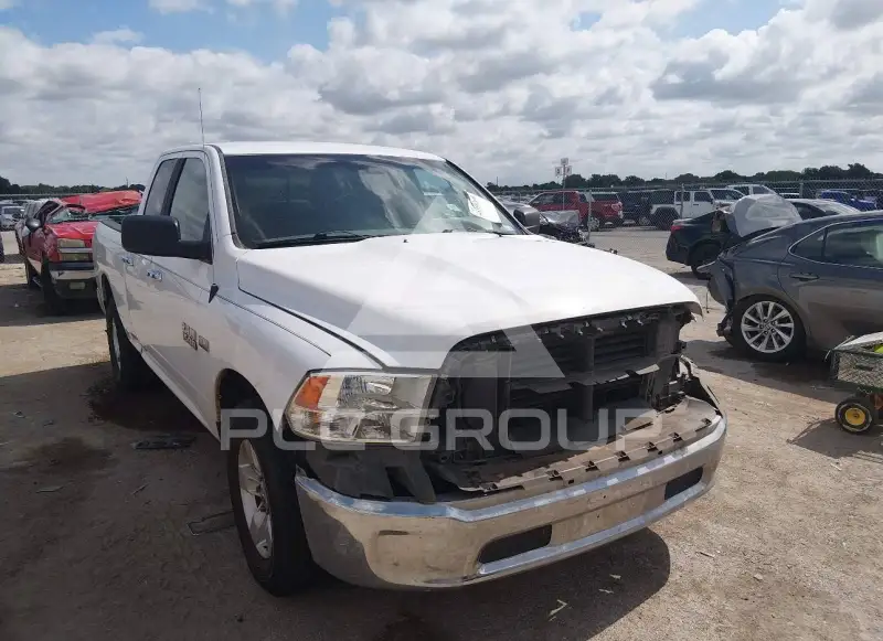 2015 RAM 1500 photo