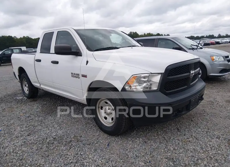 2015 RAM 1500 photo