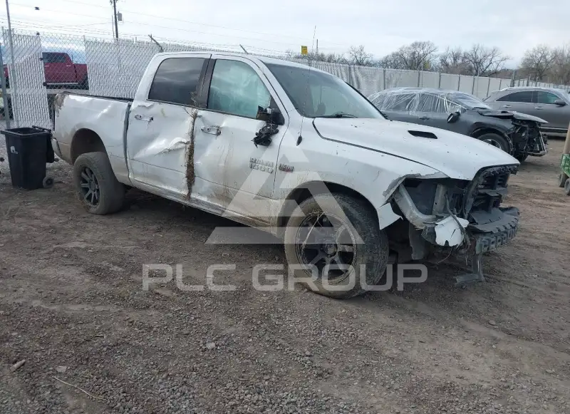 2015 RAM 1500 photo