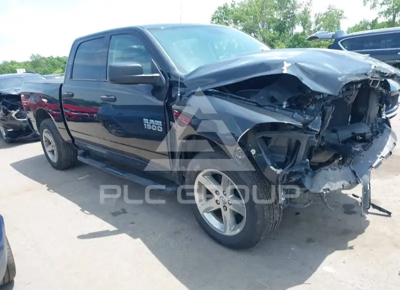 2015 RAM 1500 photo