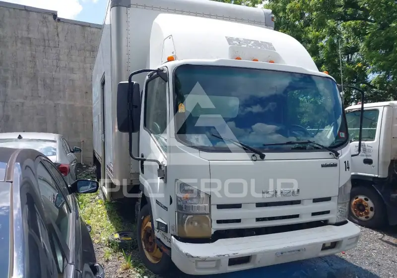 2015 Isuzu NPR photo