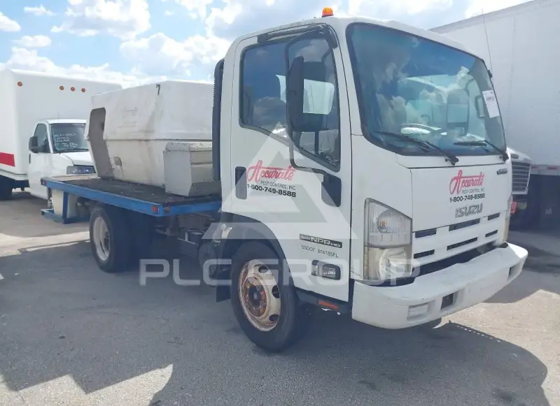 2015 Isuzu NPR photo