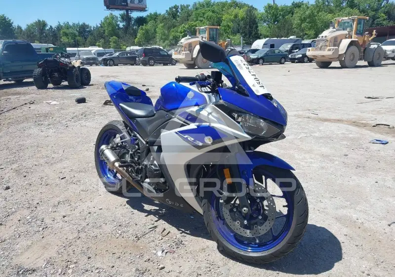 2015 Yamaha YZFR3 фото