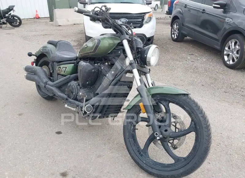 2015 Yamaha XVS1100 фото