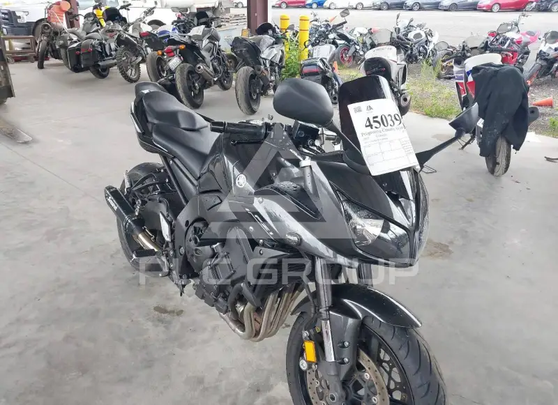 2015 Yamaha FZ1 photo