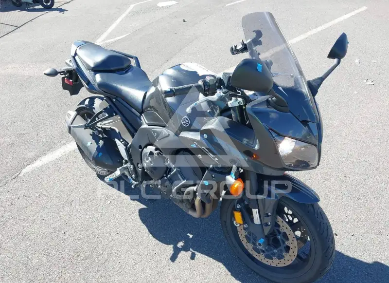 2015 Yamaha FZ1 фото