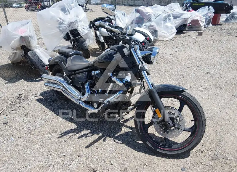 2015 Yamaha XV1900 фото
