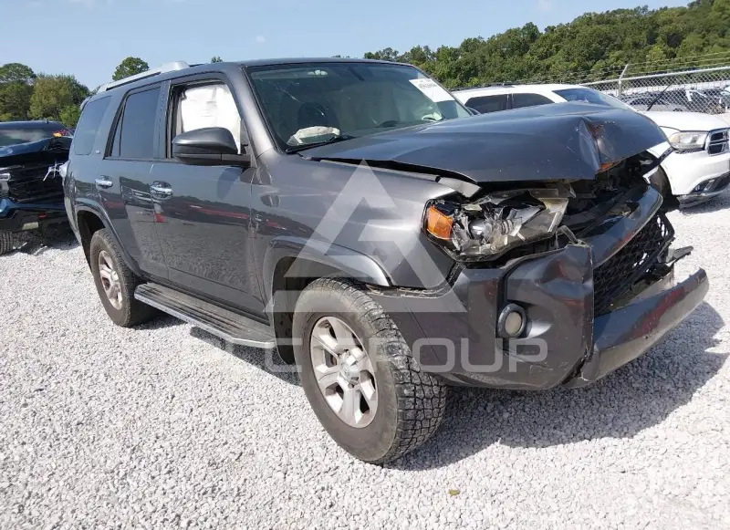 2015 Toyota 4 RUNNER photo