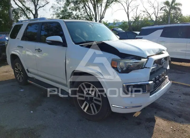 2015 Toyota 4 RUNNER photo
