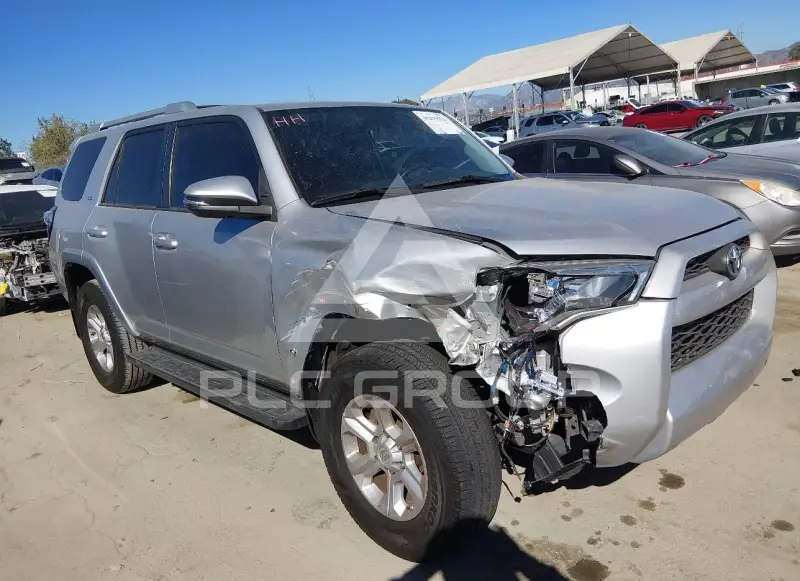 2015 Toyota 4 RUNNER photo