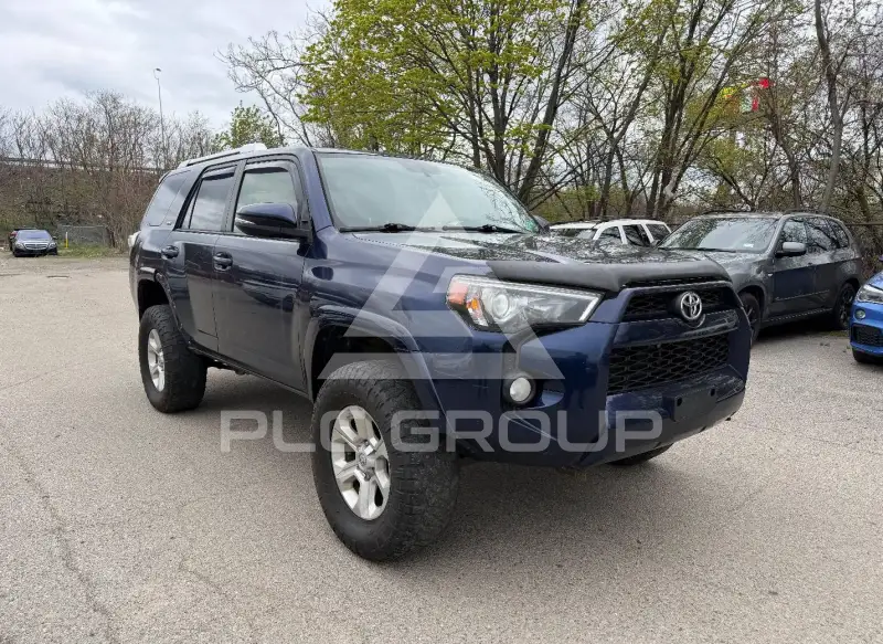 2015 Toyota 4 RUNNER photo