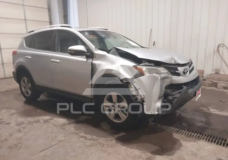 2015 Toyota RAV4 фото