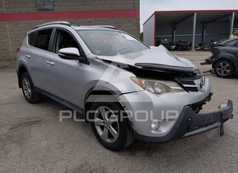 2015 Toyota RAV4 фото