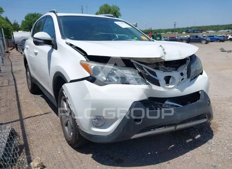 2015 Toyota RAV4 фото