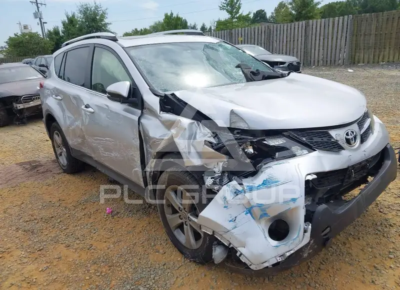 2015 Toyota RAV4 photo