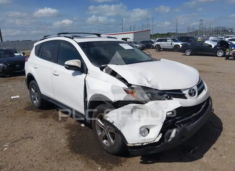 2015 Toyota RAV4 фото