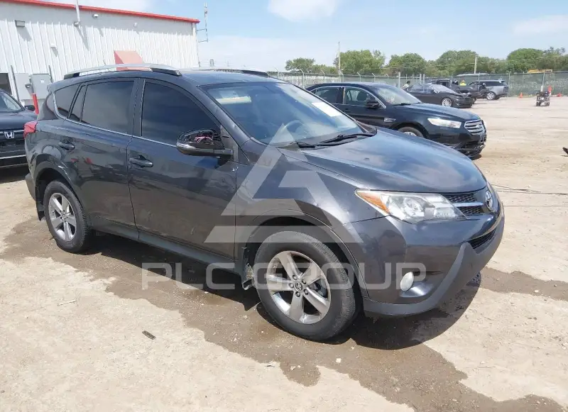 2015 Toyota RAV4 фото