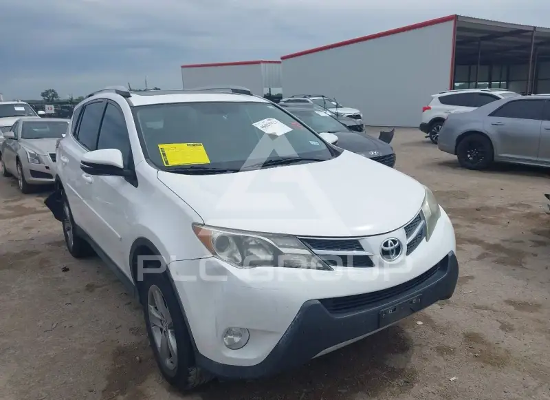 2015 Toyota RAV4 фото