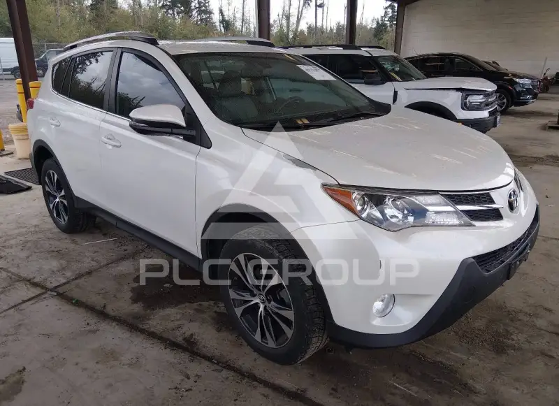 2015 Toyota RAV4 photo