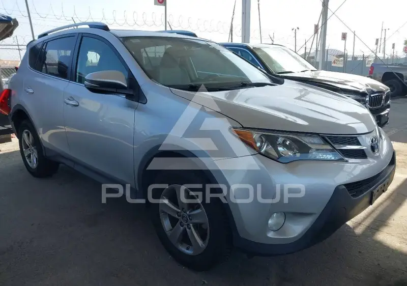 2015 Toyota RAV4 фото
