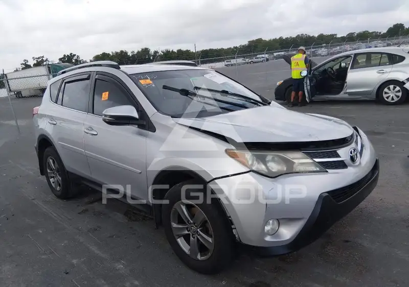2015 Toyota RAV4 photo