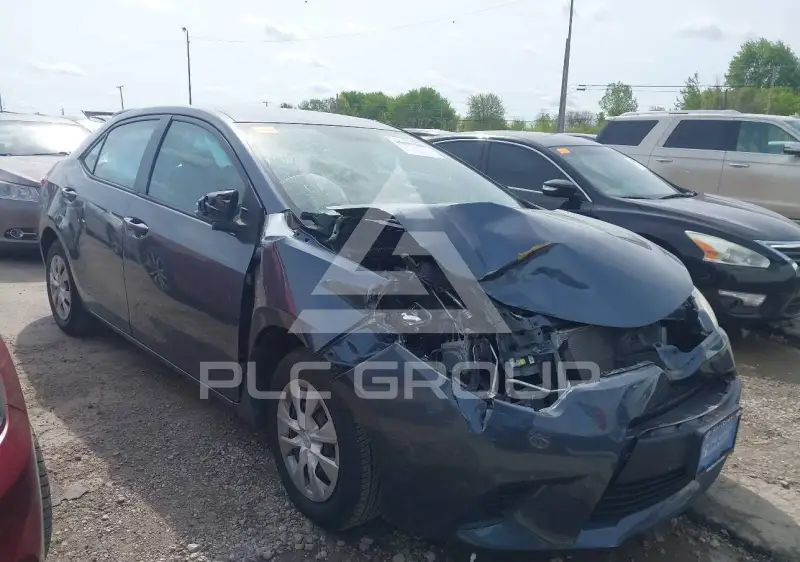 2015 Toyota COROLLA фото