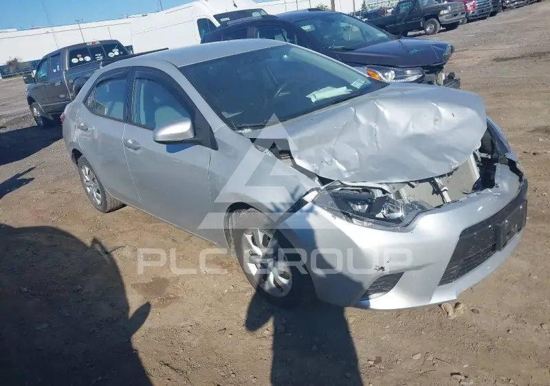 2015 Toyota COROLLA фото