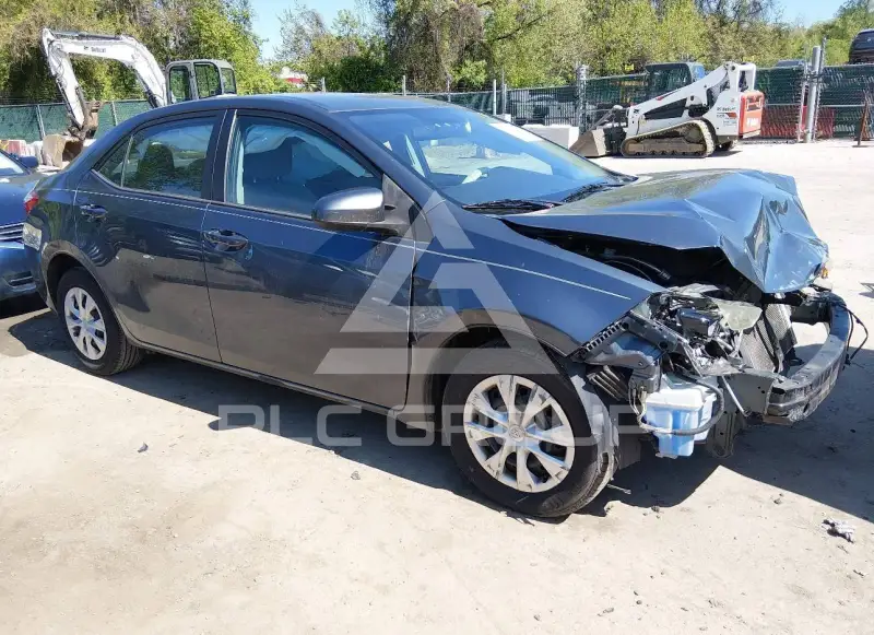 2015 Toyota COROLLA фото