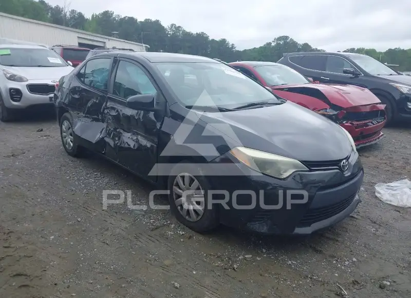 2015 Toyota COROLLA фото
