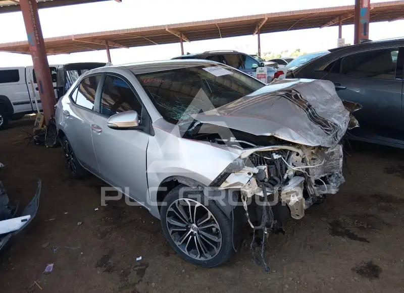 2015 Toyota COROLLA фото
