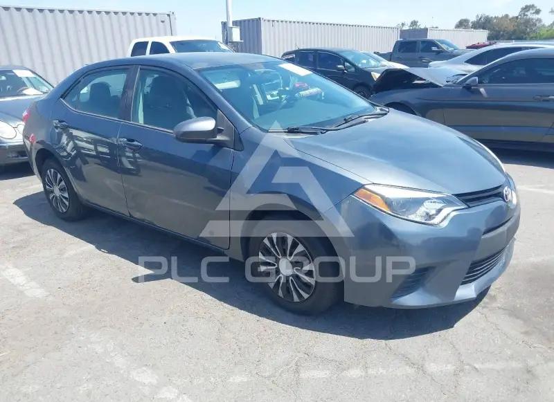 2015 Toyota COROLLA фото